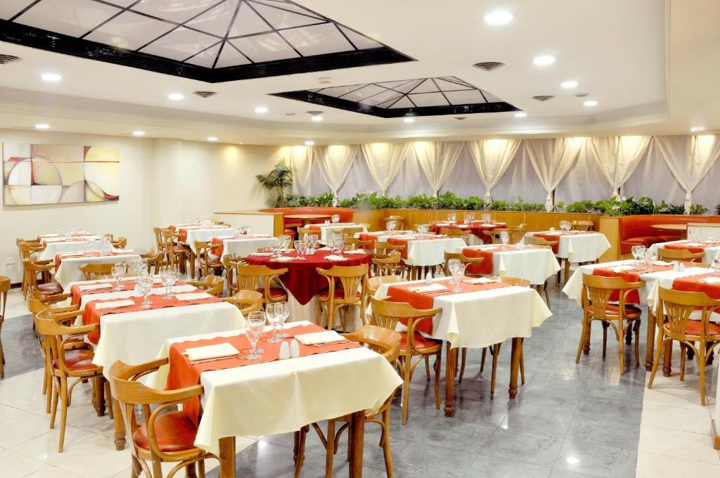 Hotel Argos Bahía Blanca エクステリア 写真